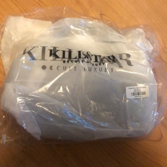 Killstar Vampire's Kiss BLACK Coffin Handbag nwt - Picture 10 of 15